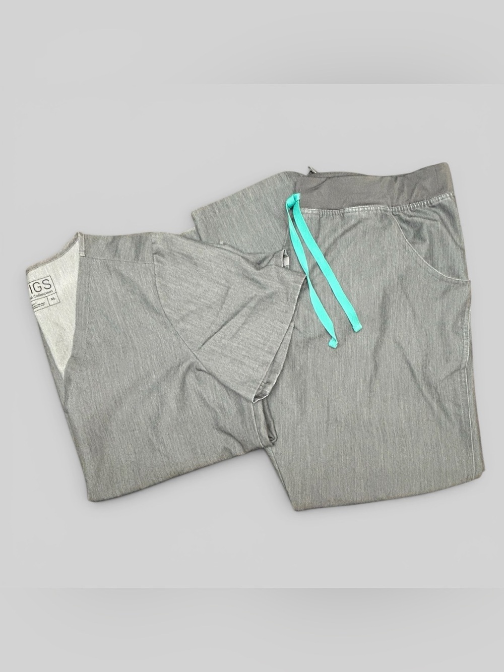Figs Scrubs Bundle Yolo Scrub Pants & Casma Graphite Size XL